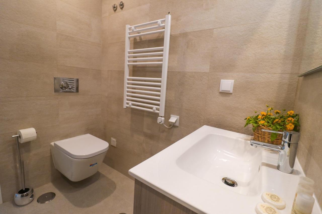 188 Apartments - Lantana - Pool, Garden And Patio Віавіа Zewnętrze zdjęcie